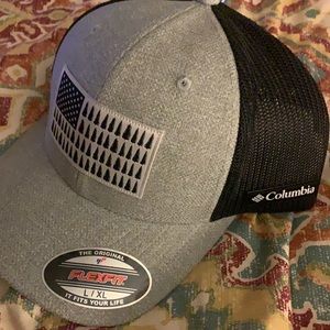 Columbia flex fit hat